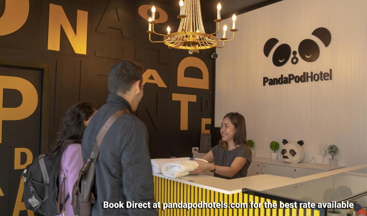 Panda Pod Hotel Ричмънд Екстериор снимка