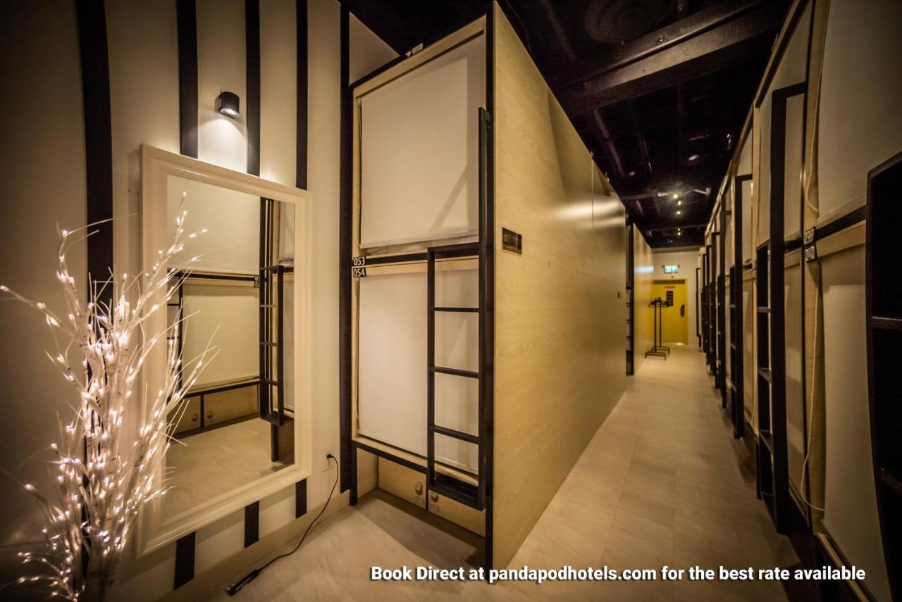 Panda Pod Hotel Ричмънд Екстериор снимка