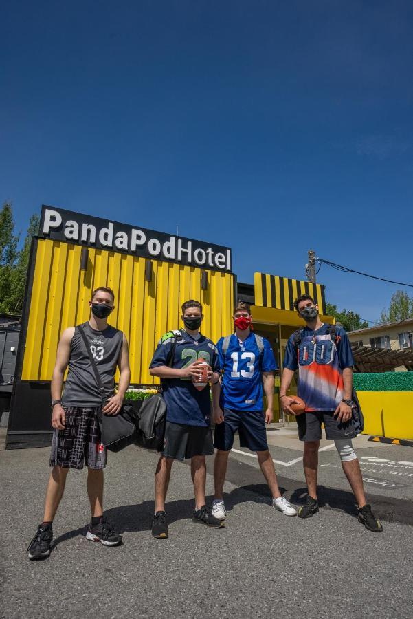 Panda Pod Hotel Ричмънд Екстериор снимка