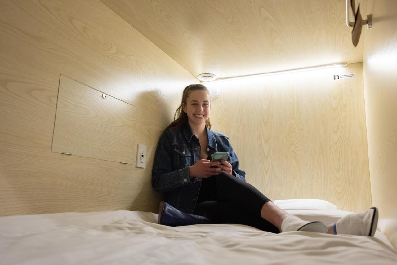Panda Pod Hotel Ричмънд Екстериор снимка